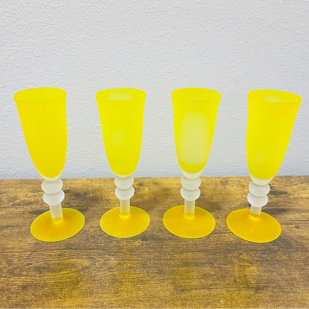 Vintage Set Of Four Vibrant Canary Yellow Frosted Champagne Flutes 7in Tall
